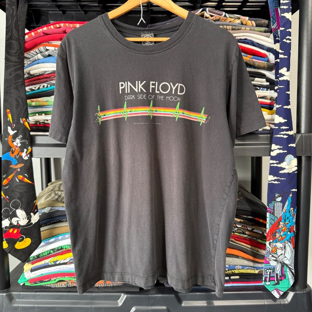 Vintage Black Pink Floyd Dark Side Of The Moon Graphic Tee Large Light Fading